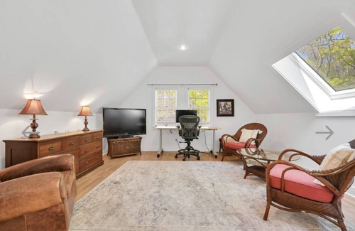Noyack Cottage | Sabbatical a Private guest cottage in Sag Harbor