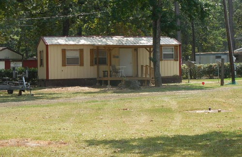 Hemphill Cabin | Sabine County