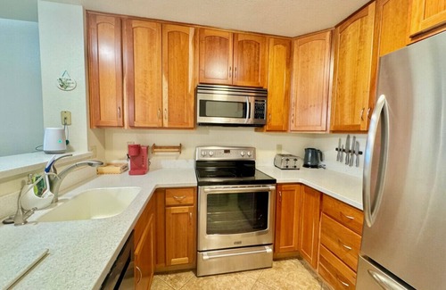 Rancho Esperero House | Sabino Canyon Condo w/Pool and Spa
