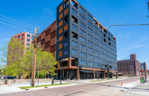 Warehouse District House | Sable 703 - Alcove