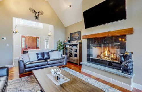 North Conway House | Saco River & White Mountain Views