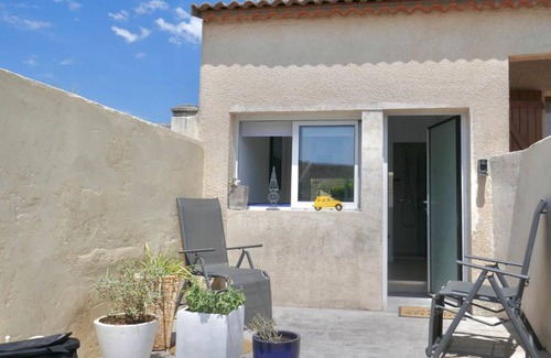 Lunel Villa | Sacré Cœur D'Ambrussum