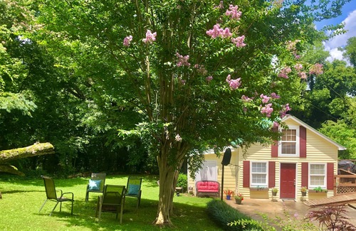 Fort Payne House | Sacred Sanctuary Walking distance to downtown Fort Payne AL.