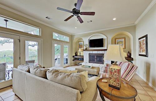 Horseshoe Bay House | Sacred Vista