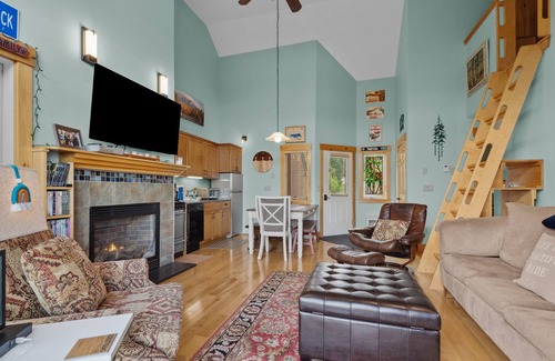 Rangeley Condo | Saddleback | South Branch 13-3 | ski in/ski out