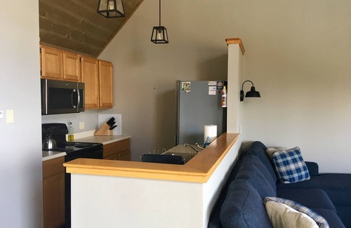 Rangeley Condo | Saddleback Mountain 3-4 BR condo with sweeping views (near Rangeley)