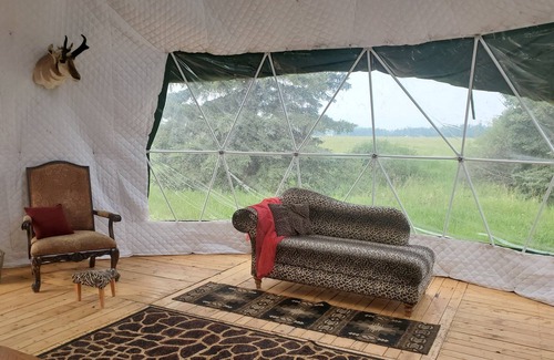 Caroline House | Safari Dome in the beautiful Boundary RV Park