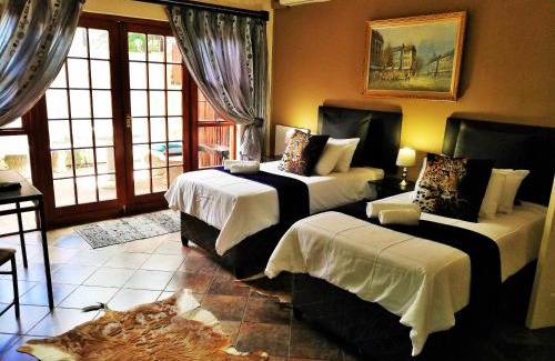 Vryburg House | Safari Guesthouse