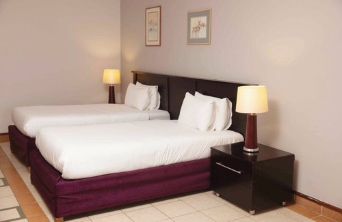Windhoek Cabin | Safari Lodge