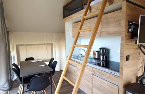 Berg en Terblijt RV Rental | Safari Tent With Bathroom, 9 km From Maastricht