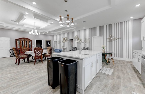 Killeen House | Safari themed 8 bedrooms 3 bath home with 3 - 4 dining areas & grand kitchen