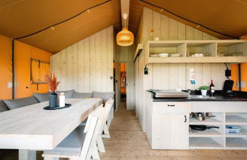 Nieuwe Wetering Other | Safaritent Wood XL met tuinzicht