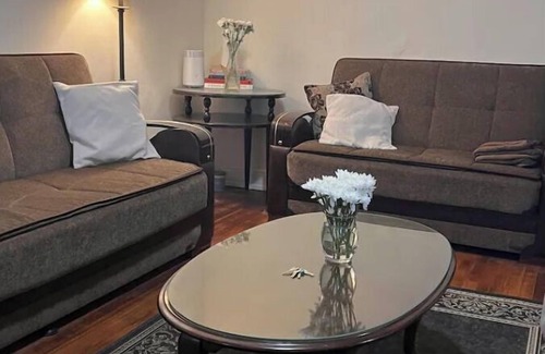 West Bronx Apartment | Safe, Quiet and Close to Subway!