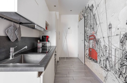 Saragozza-Porto Apartment | Saffi Glamorous Apartment by Wonderful Italy