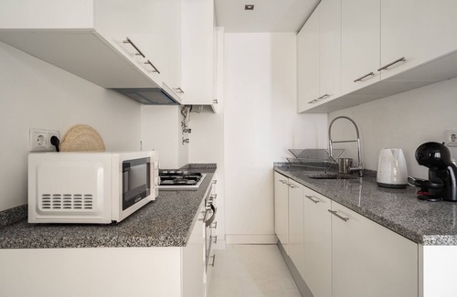 Penha de Franca Apartment | Saffron Apartment, Wifi, Garage !new!