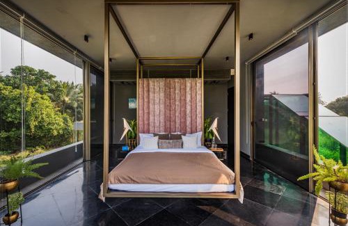 Alibaug Villa | SaffronStays Glasshouse 91