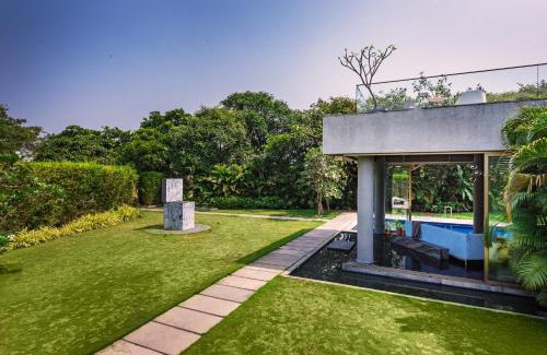 Alibaug Villa | SaffronStays Glasshouse 91