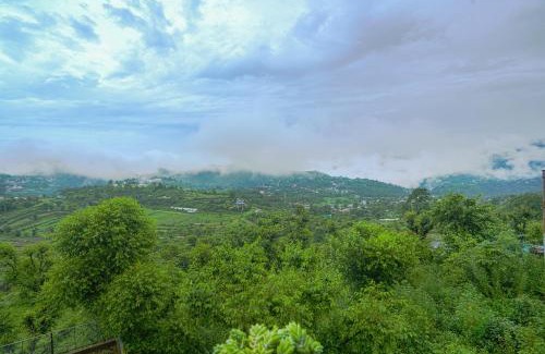 Bhimtal Villa | SaffronStays Zephyr