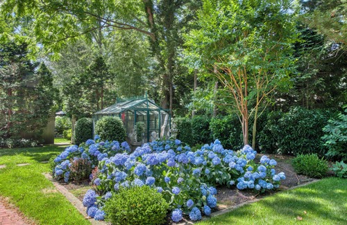 Sag Harbor House | Sag Harbor Historic Village Home w/Pool; 2 min walk to the heart of the Village