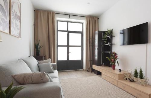 El Camp de l'Arpa del Clot Apartment | Sagrada Familia Apartment