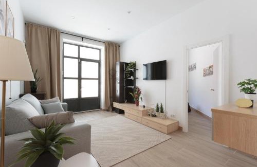El Camp de l'Arpa del Clot Apartment | Sagrada Familia Apartment