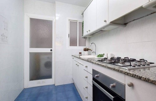 La Sagrada Familia Apartment | Sagrada Familia|Cozy 3 Bedroom with balcony