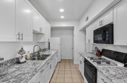 Mountain 1st Avenue House | Saguaro Sanctuary- Newly Renovated Retreat