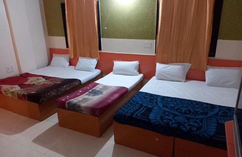 Shirdi House | Sai dwar hotel
