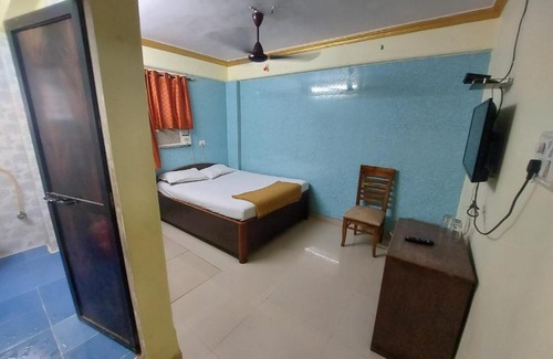 Vashi Hotel | Sai Guest House