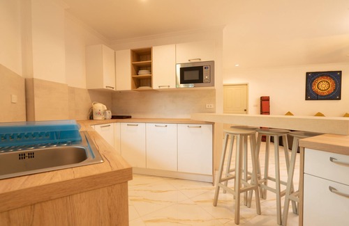 Patong Apartment | Sai Rougn Apartment