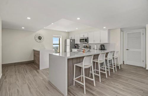 South Padre Island Apartment | Saida beachfront Oceanview Charm