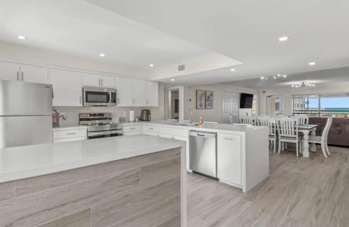 South Padre Island Apartment | Saida beachfront Oceanview Charm