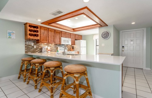 South Padre Island Condo | Saida III 605 - Relaxing Oceanfront Condo with Private Balcony
