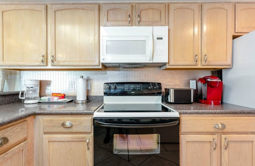 South Padre Island Condo | Saida IV 603 - Cozy Beachfront Condo, Private Balcony, Small Dog Friendly, Oceanfront Pools & Spas