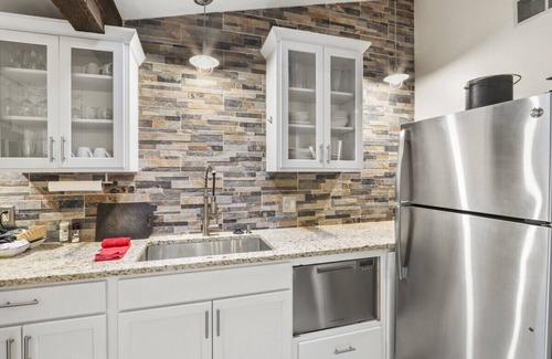 Fontana Condo | Sail Away @ Abbey Springs |Golf Cart |Golf Course |Wooded View |Wraparound Deck |Pool |Tennis |Beach