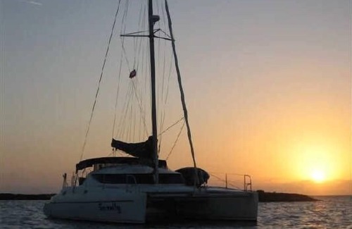 Sag Harbor Boat Rental | *SAIL* YOUR OWN PRIVATE YACHT ! DAYSAILS ON HAMPTONS #1 CATAMARAN