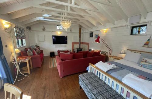 Irstead House | Sailaway Holiday Cottage