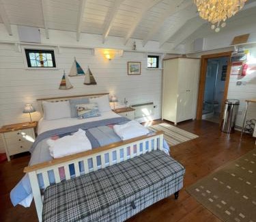 Irstead House | Sailaway Holiday Cottage