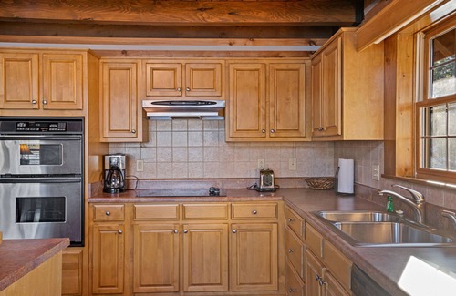 Pleasure Point House | Sailboat Point by Big Fish Real Estate Group at Lake Martin