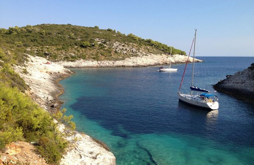 Vis Boat Rental | Sailing holiday-be in touch with nature with this unique accommodationnn