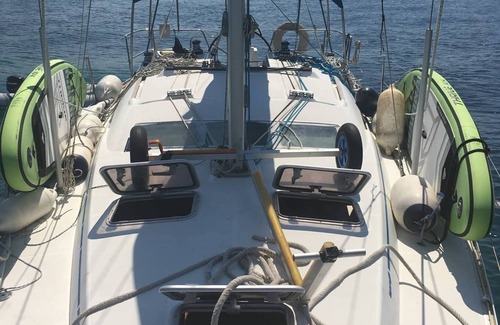Vis Boat Rental | Sailing holiday-be in touch with nature with this unique accommodationnn
