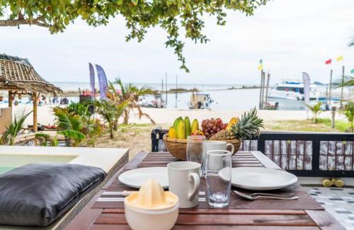 Laem Set House | Sailors Beach House