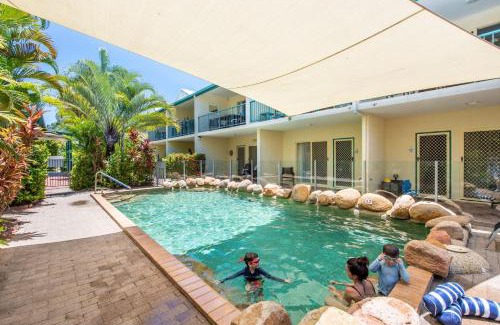 Horseshoe Bay Apartment | Sails on Horseshoe Apartment 5