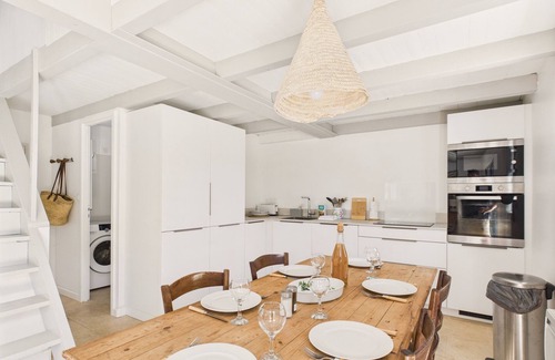 Saint-Clement-des-Baleines Ski Chalet | Saint-Clément, 400 m from the beach, Village heart