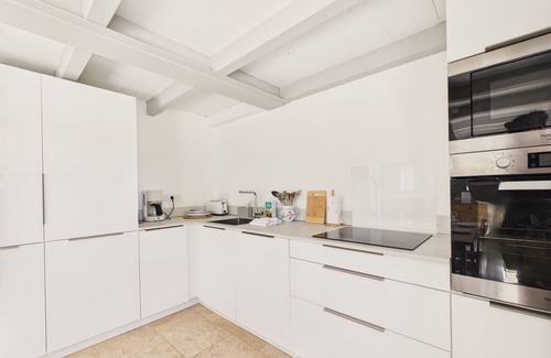 Saint-Clement-des-Baleines Ski Chalet | Saint-Clément, 400 m from the beach, Village heart