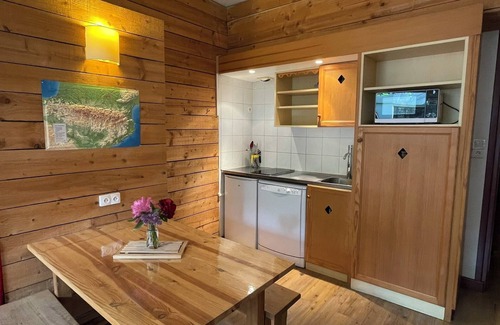 Vignec Apartment | Saint-lary-soulan-coeur Village Apt 4 Pers Piscine Ext 300m: Thermes, Télécabine