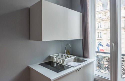 Madeleine Apartment | Saint-Lazare - Opéra : lovely flat for 4