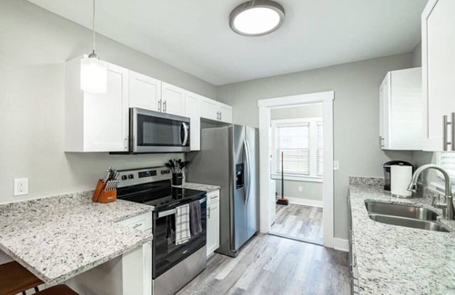 St. Petersburg - Clearwater House | Saint Pete Hideaway: Cozy Urban Escape Oasis