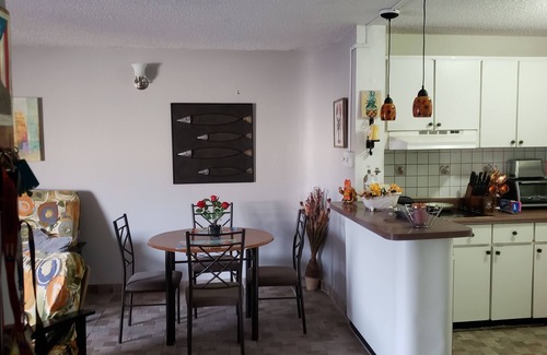 Isla Verde Condo | Saint Tropez CondonLOCATION LOCATIONnFree WI FI, Parking, Big Beautiful Pool