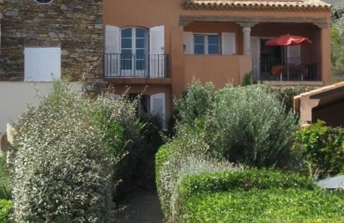 Ramatuelle House | Saint Tropez Ramatuelle: Large detachable family house on the beach near St-Tropez and RamatuelleHouse with garden